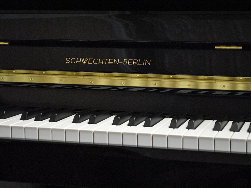 Klaviere kaufen im Berliner Klavierladen | Johannes Hinrichsmeyer